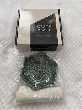 The Grate Plate Ceramic Grater & Brush Set in Forest Green ~ New in Plastic